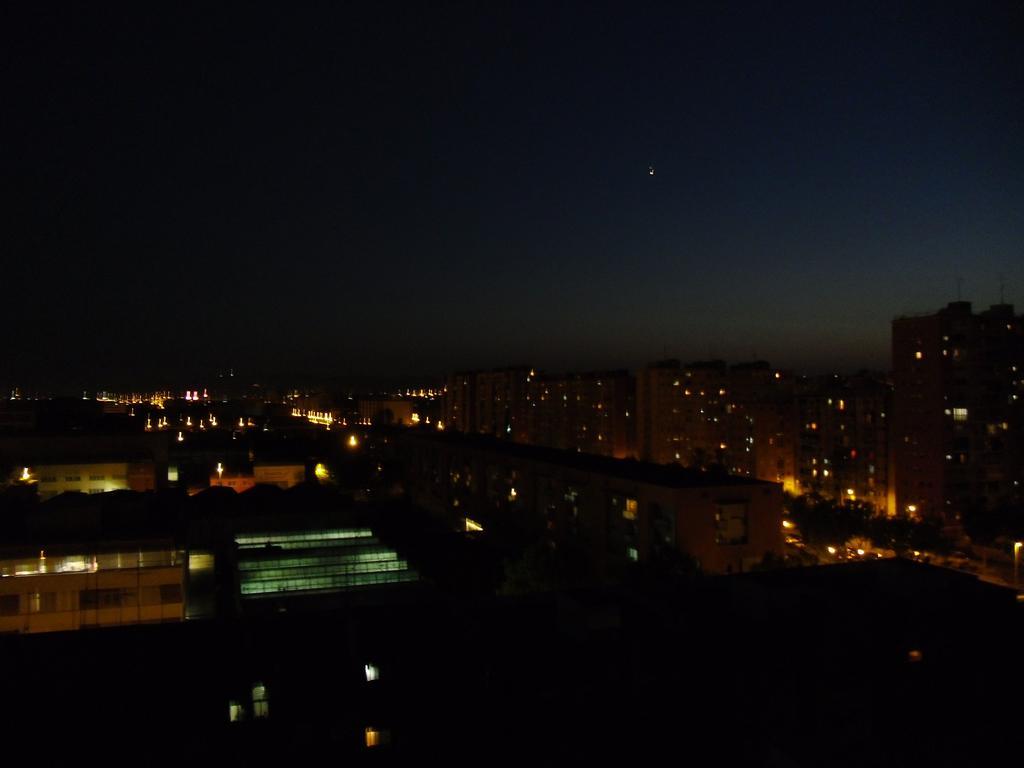 Atico Soleado Apartment Оспиталет де Лобрегат Екстериор снимка